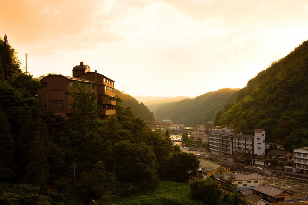 Shinshiyo Hotel Hita Eksteriør billede